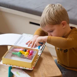 Oodle Doodle Crayon Set: Animales